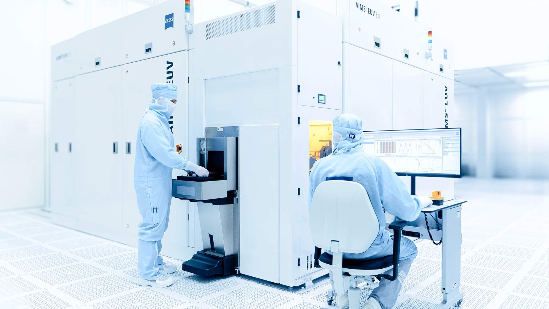 SMS AIMS EUV 3