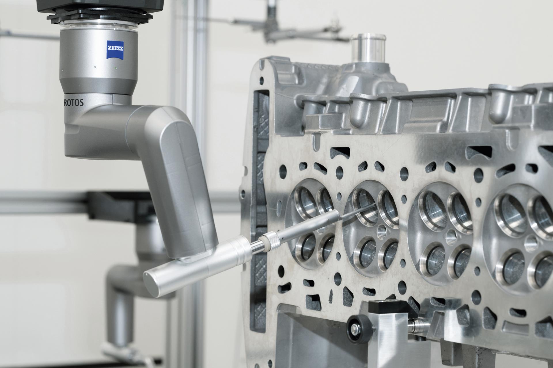 ZEISS ROTOS를 사용하면 한 번의 측정 절차로 모든 특성을 측정할 수 있습니다